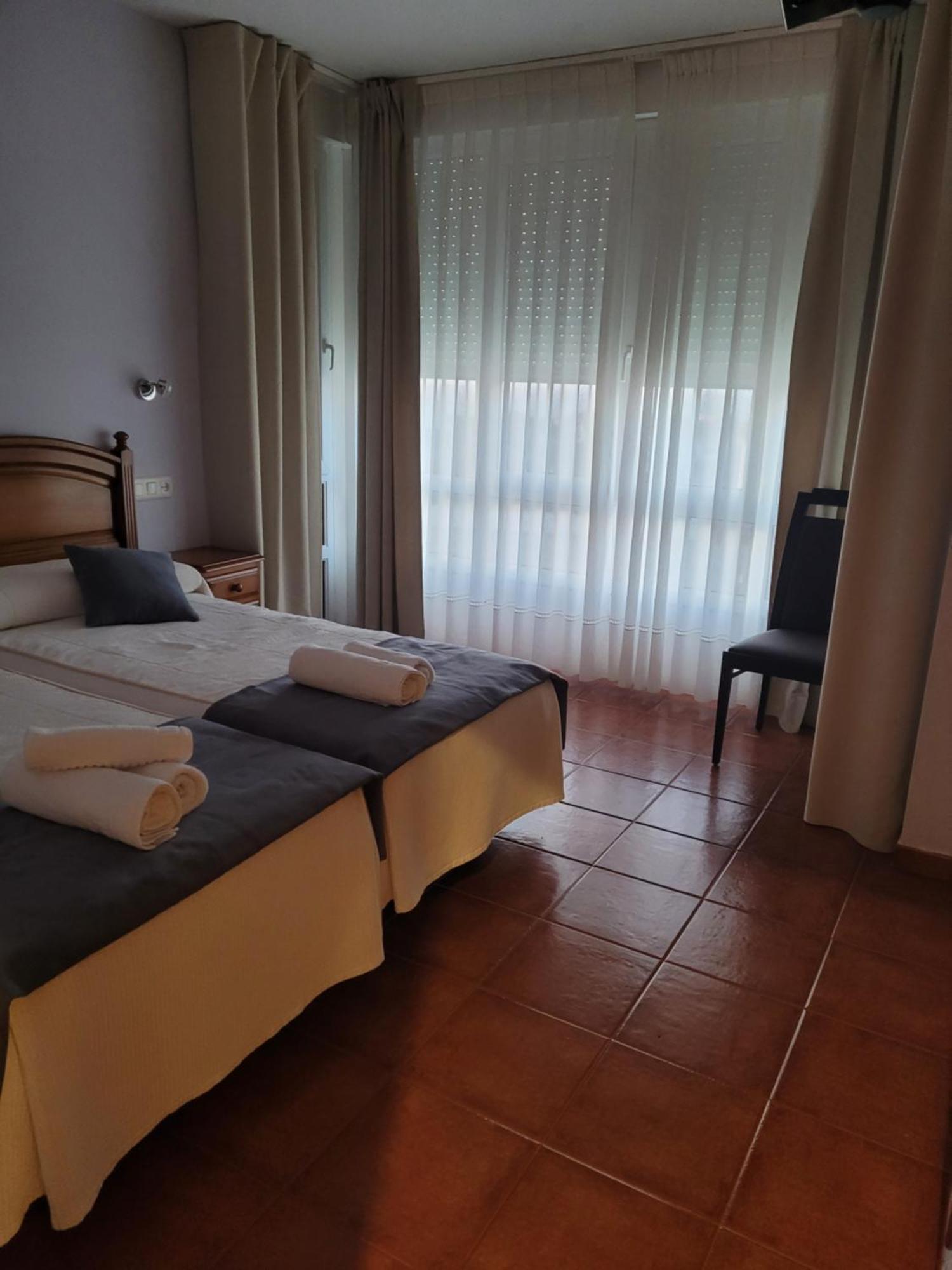 Hotel Restaurante El Fornon Novellana Pokoj fotografie